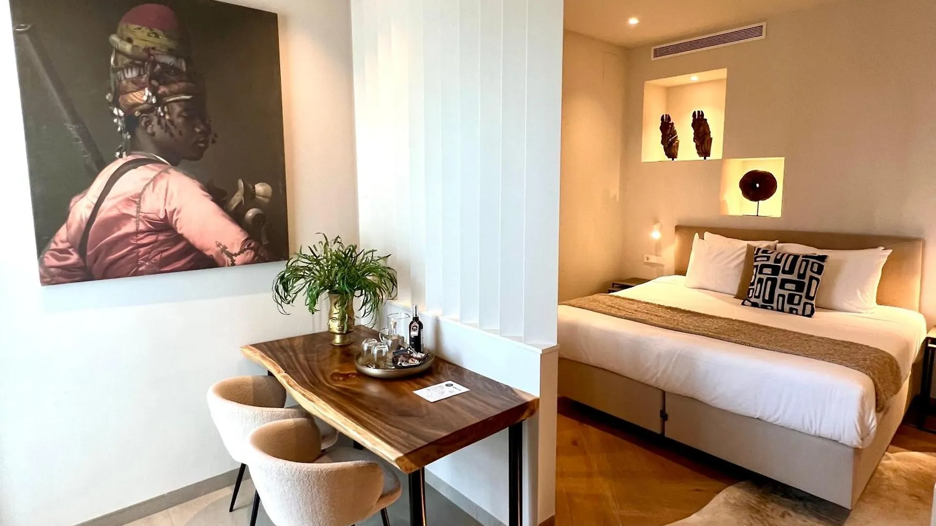 מלון דירות בנאלמדנה Comfy Studios Hotel