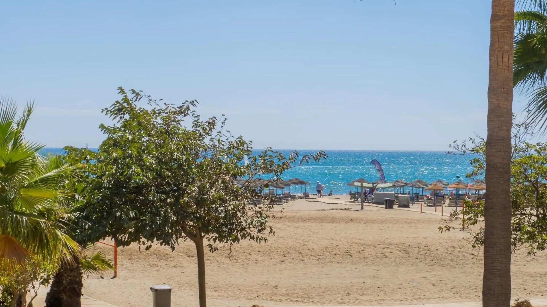 Aparthotel Comfy Studios Hotel Benalmadena