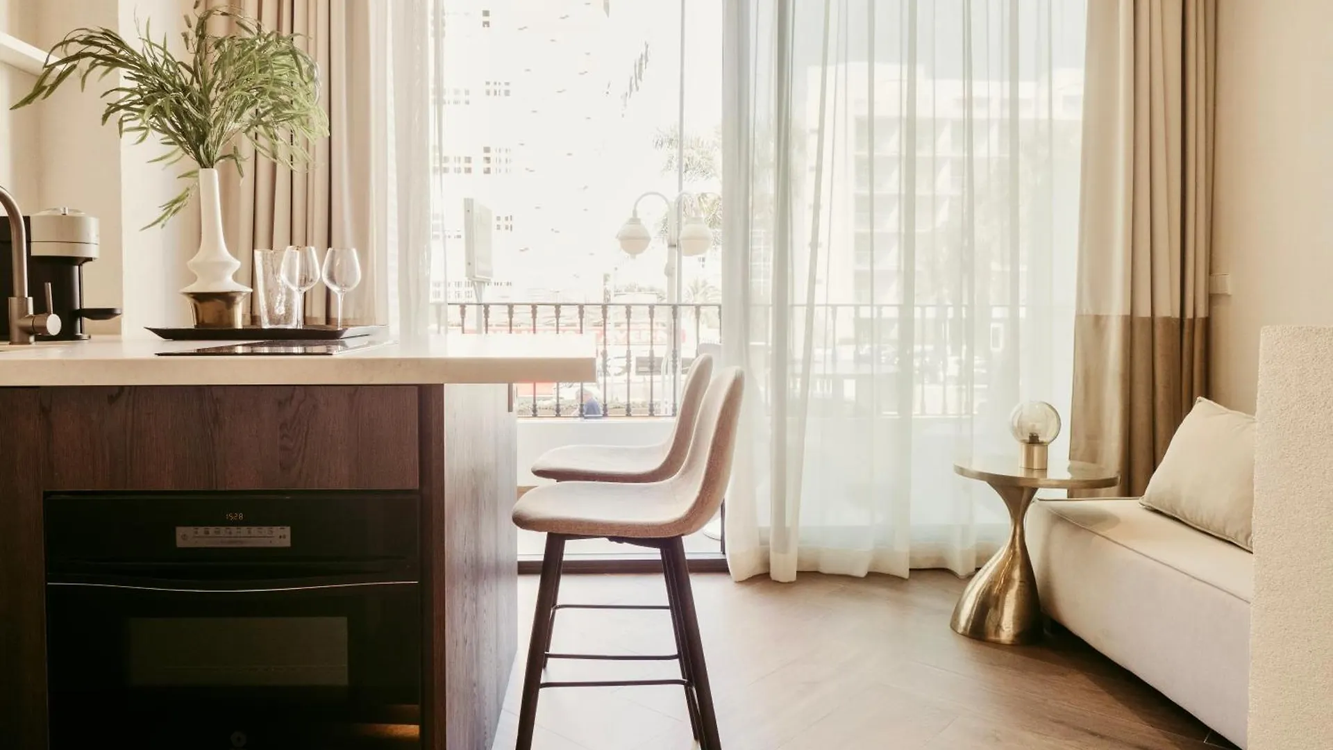 Aparthotel Comfy Studios Hotel Benalmadena