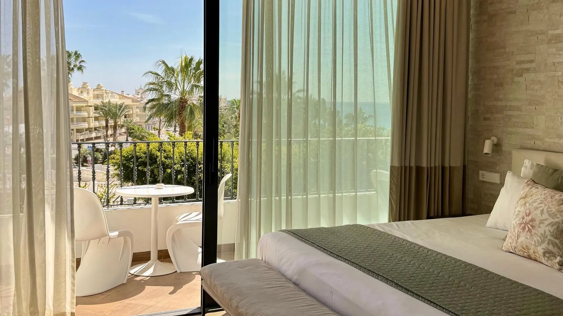 Comfy Studios Hotel Benalmadena 0*,  Spain