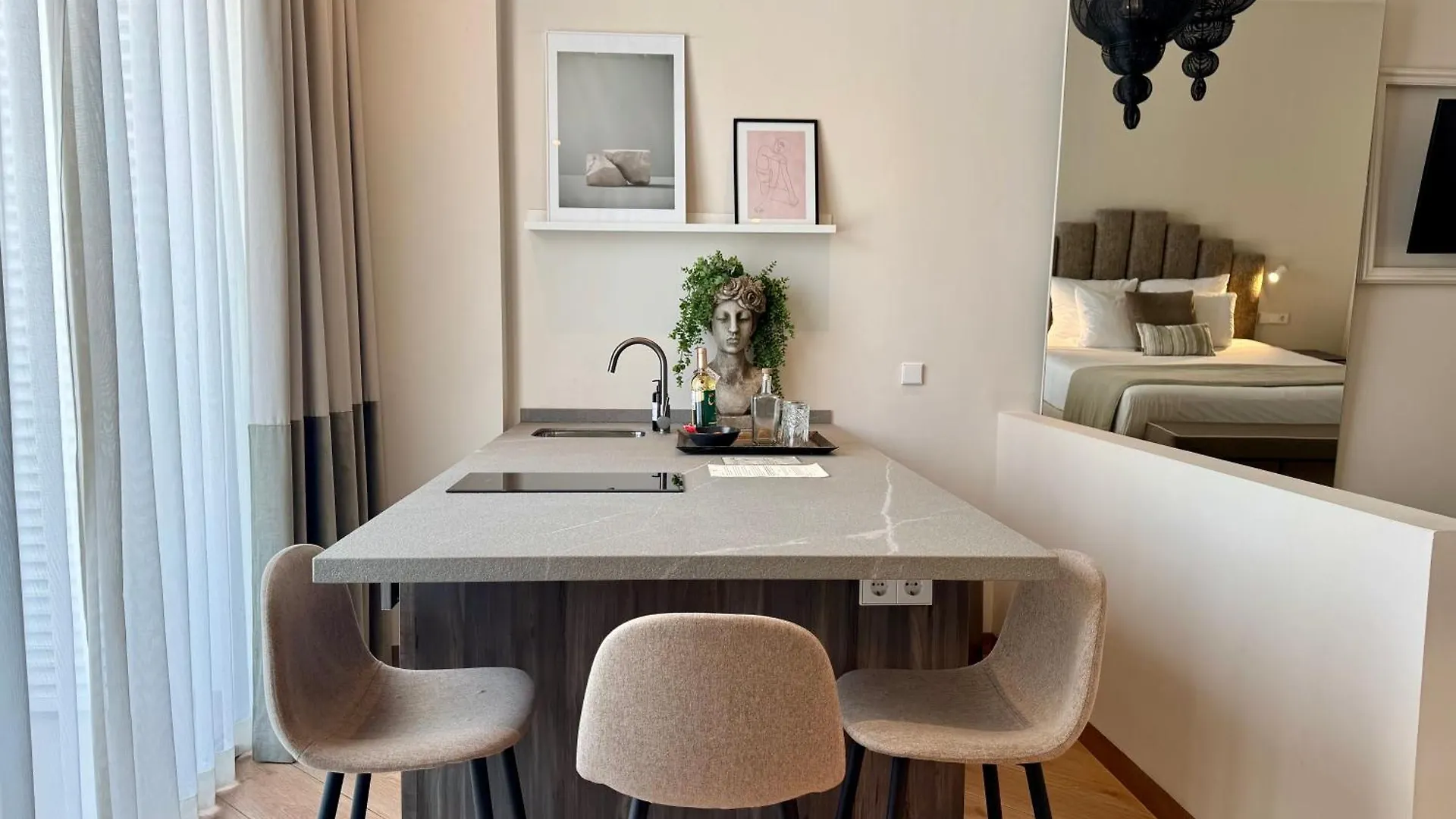 Aparthotel Comfy Studios Hotel Benalmadena Spain